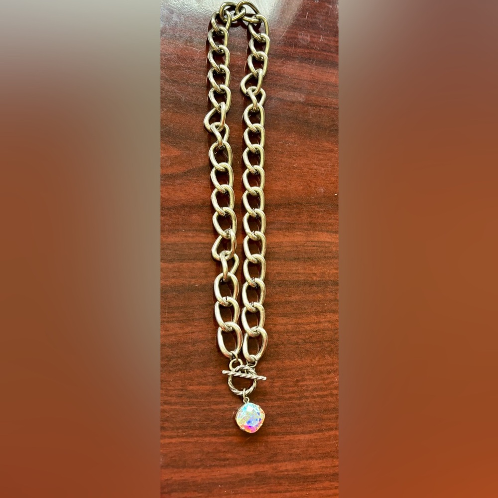 Chunky Choker Chain Necklace. Beautiful iridescent crystal stone - Picture 2 of 3